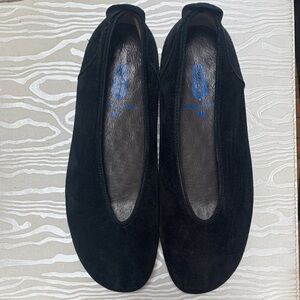Repetto Black Suede Flats